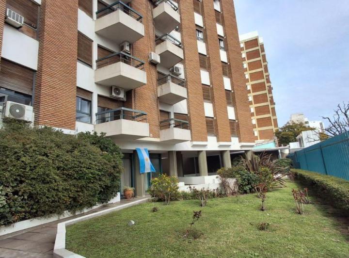 Departamento · 55m² · 4 Ambientes · 1 Cochera