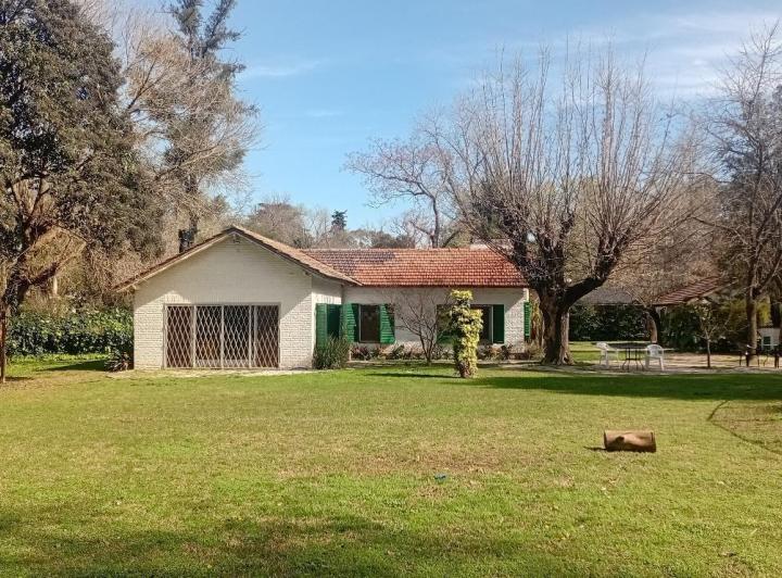 Casa · 250m² · 6 Ambientes