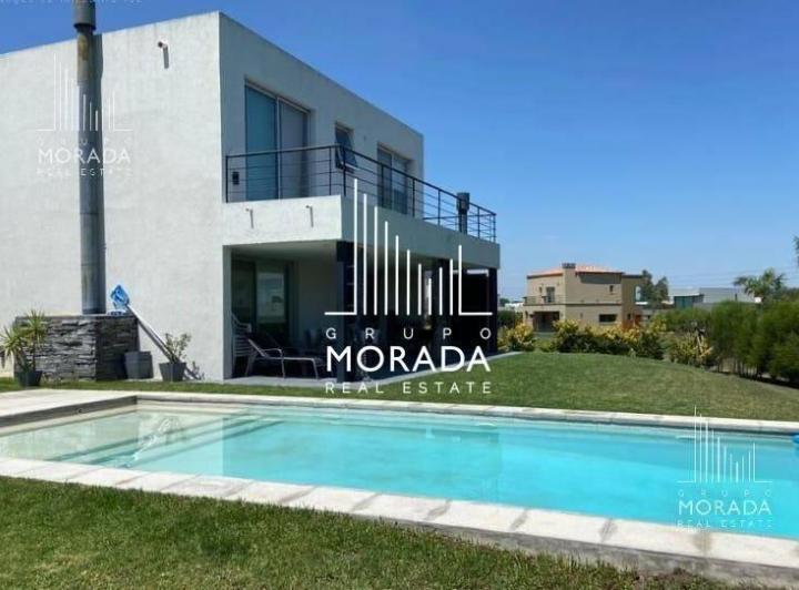 Casa · 150m² · 5 Ambientes · 2 Cocheras