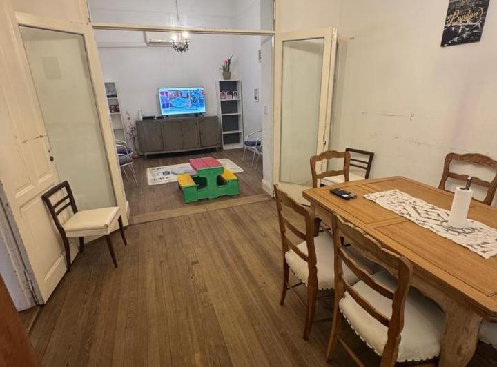 Casa · 80m² · 6 Ambientes