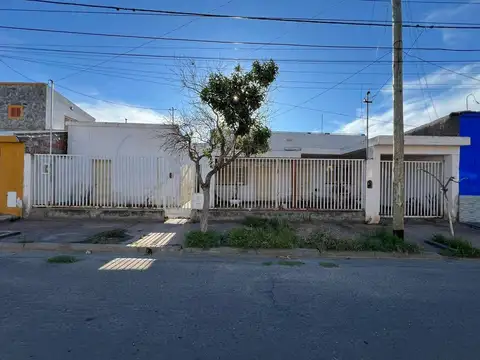 Casa en Venta en San Fdo del Valle de Catamarca, Capital