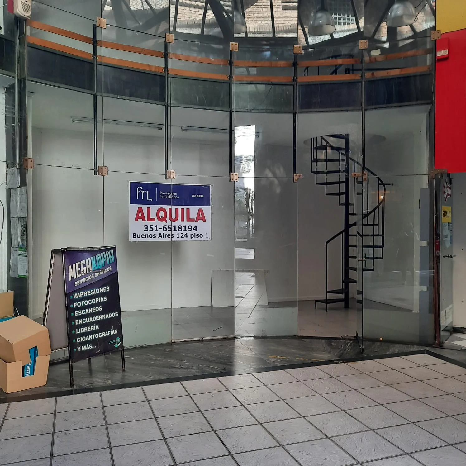 Alquiler local comercial en Paeo del Boulevar, Chacabuco 600