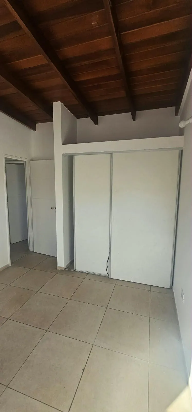 Valle Cercano - Duplex 2 dormitorios con cochera - Alquiler