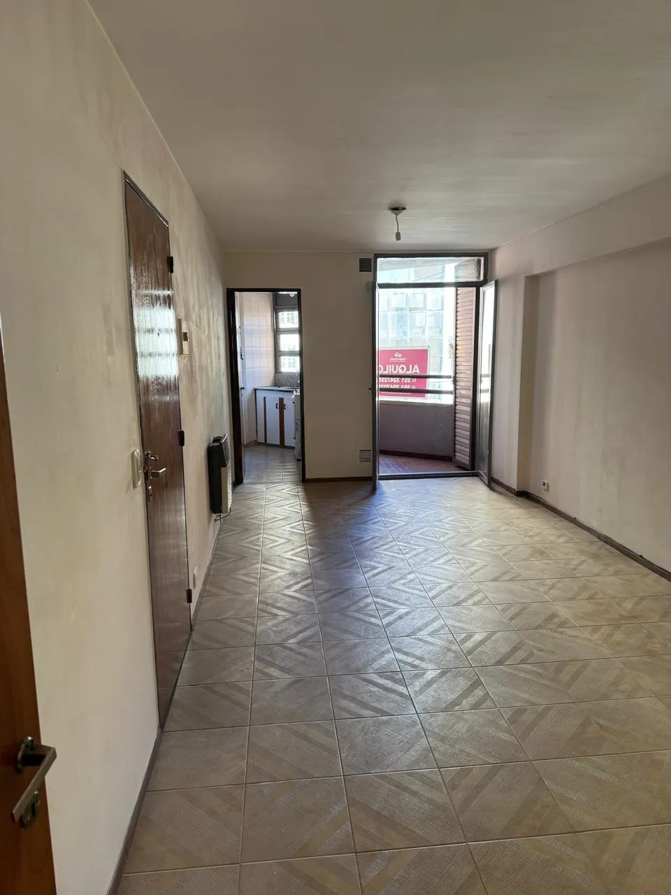 DEPARTAMENTO EN ALQUILER EN ALBERDI – A METROS DE TRIBUNALES