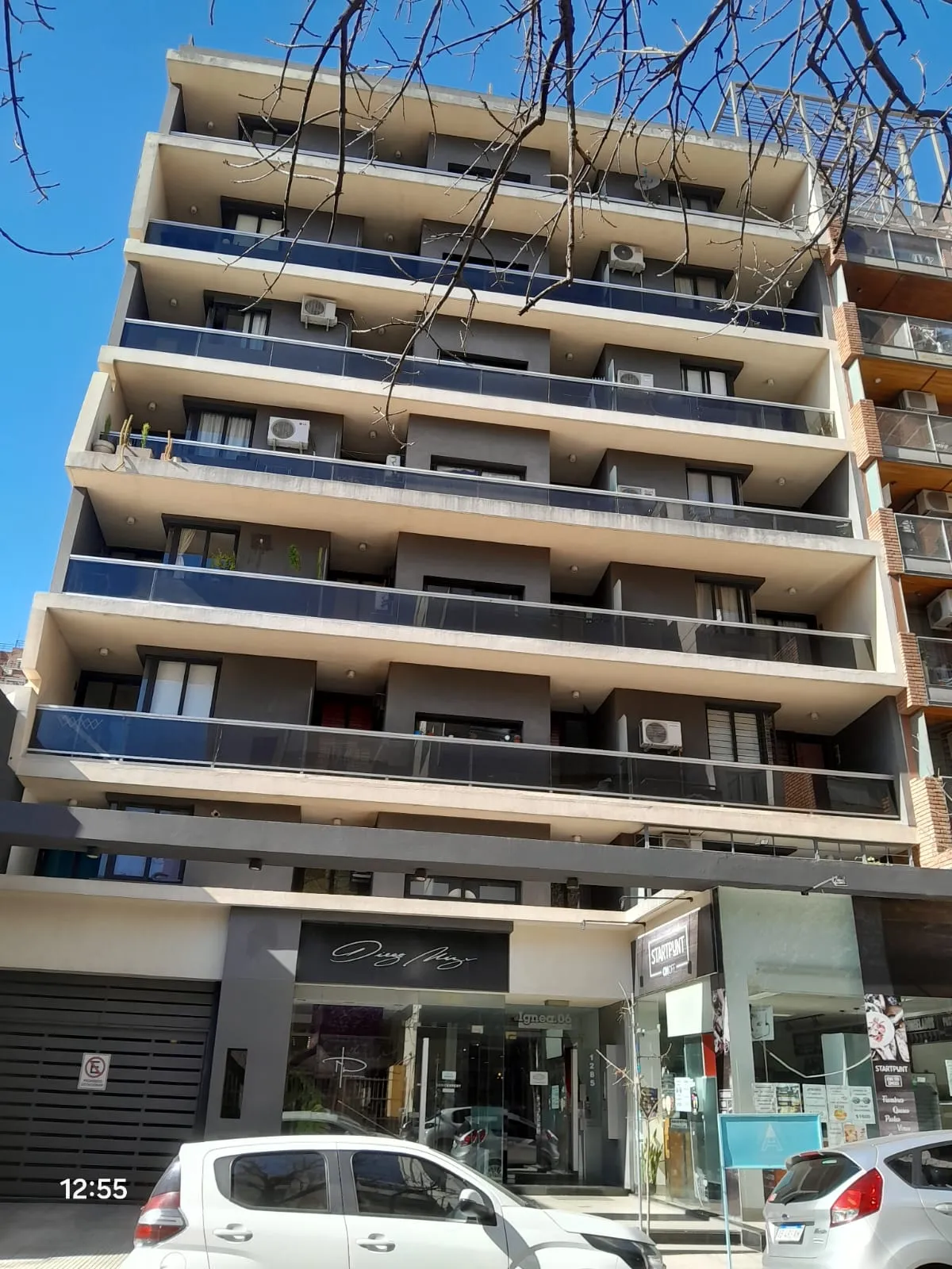 ALQUILO 1 COCHERA en TORRE  IGNEA 6 Ituzaingo 1285