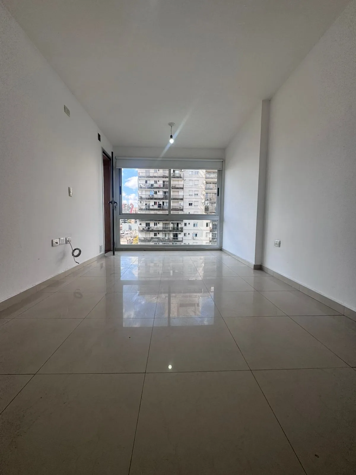 HERMOSO DEPARTAMENTO DORMITORIO Y MEDIO VISTA A LA CAÑADA.