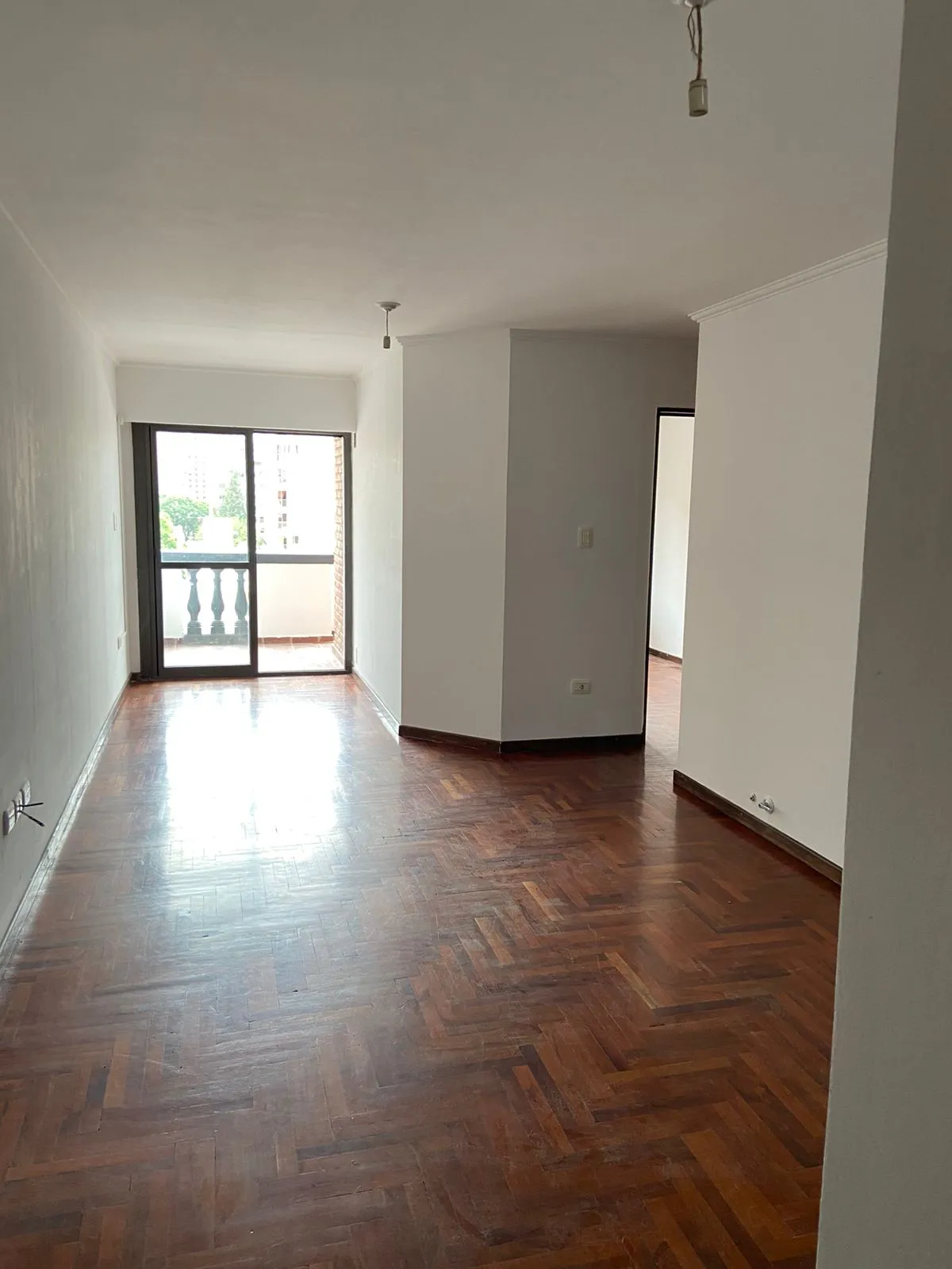 ALQUILO DPTO DE UN DORMITORIO CON BALCON!!!