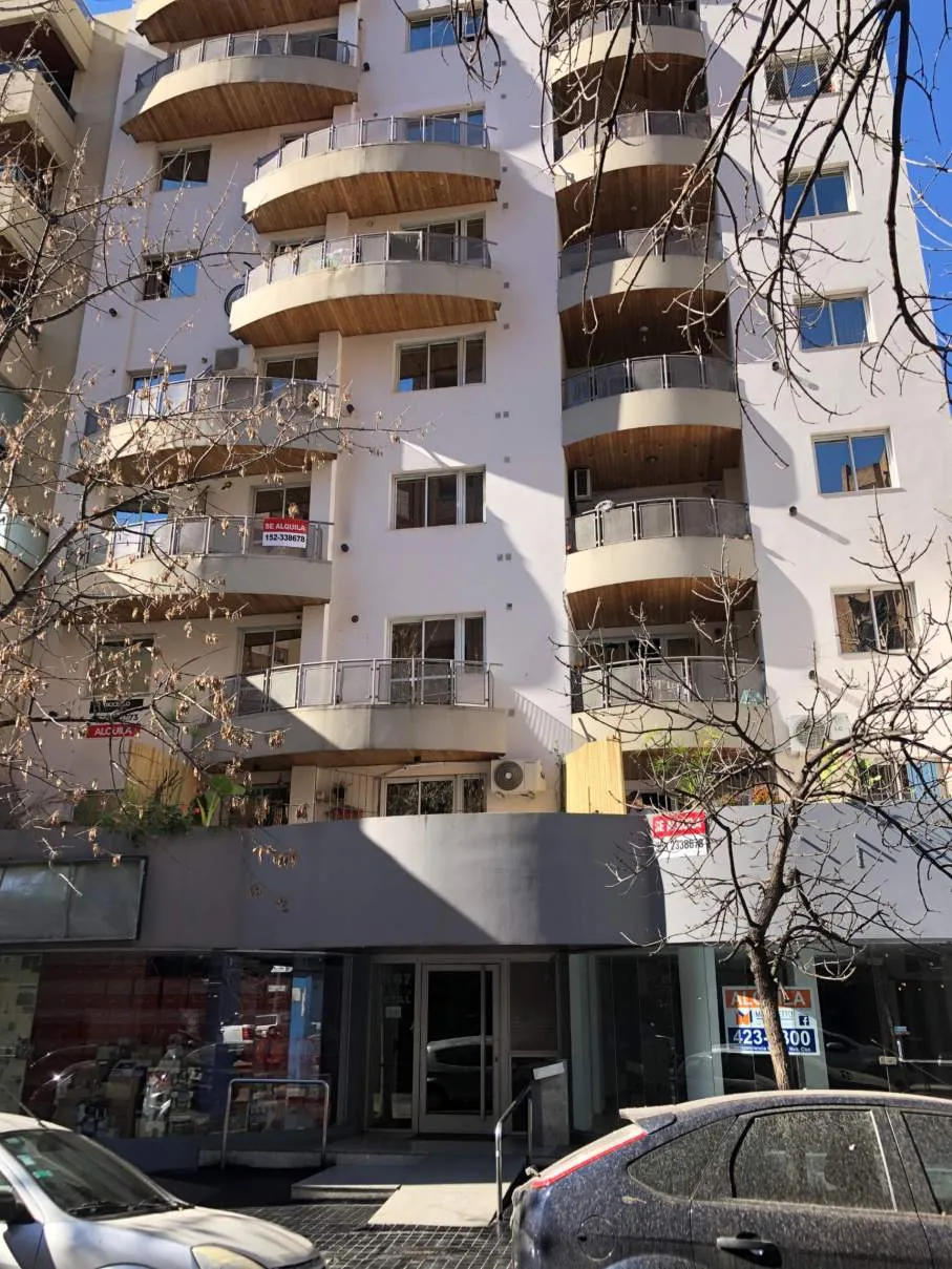 NUEVA CORDOBA - Departamento dos dormitorios sobre Ituzaingo