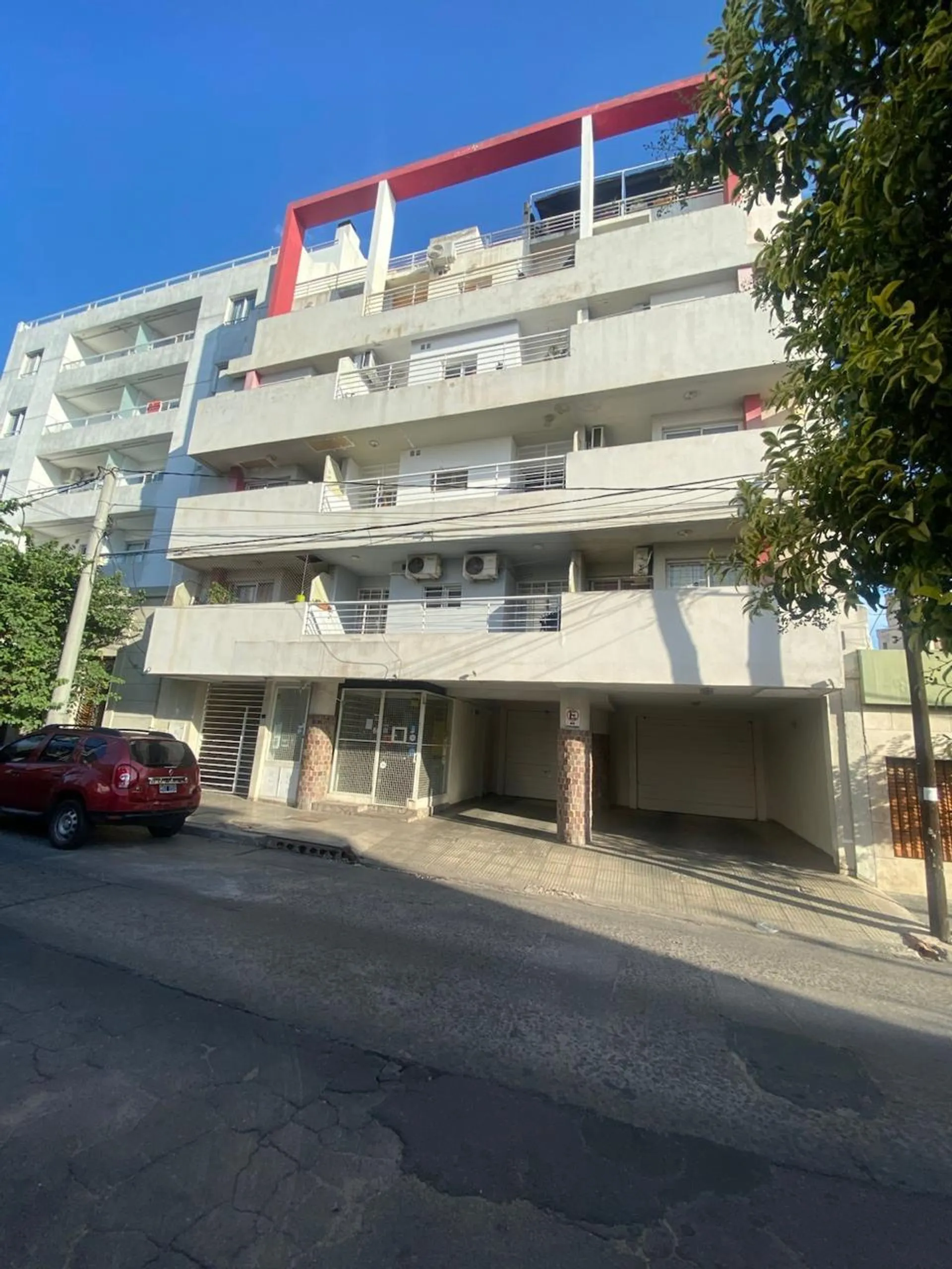 DEPARTAMENTO CORDOBA Bº SAN MARTIN 1 DORMI BALCON PILETA TERRAZA C ASADORES VENTA