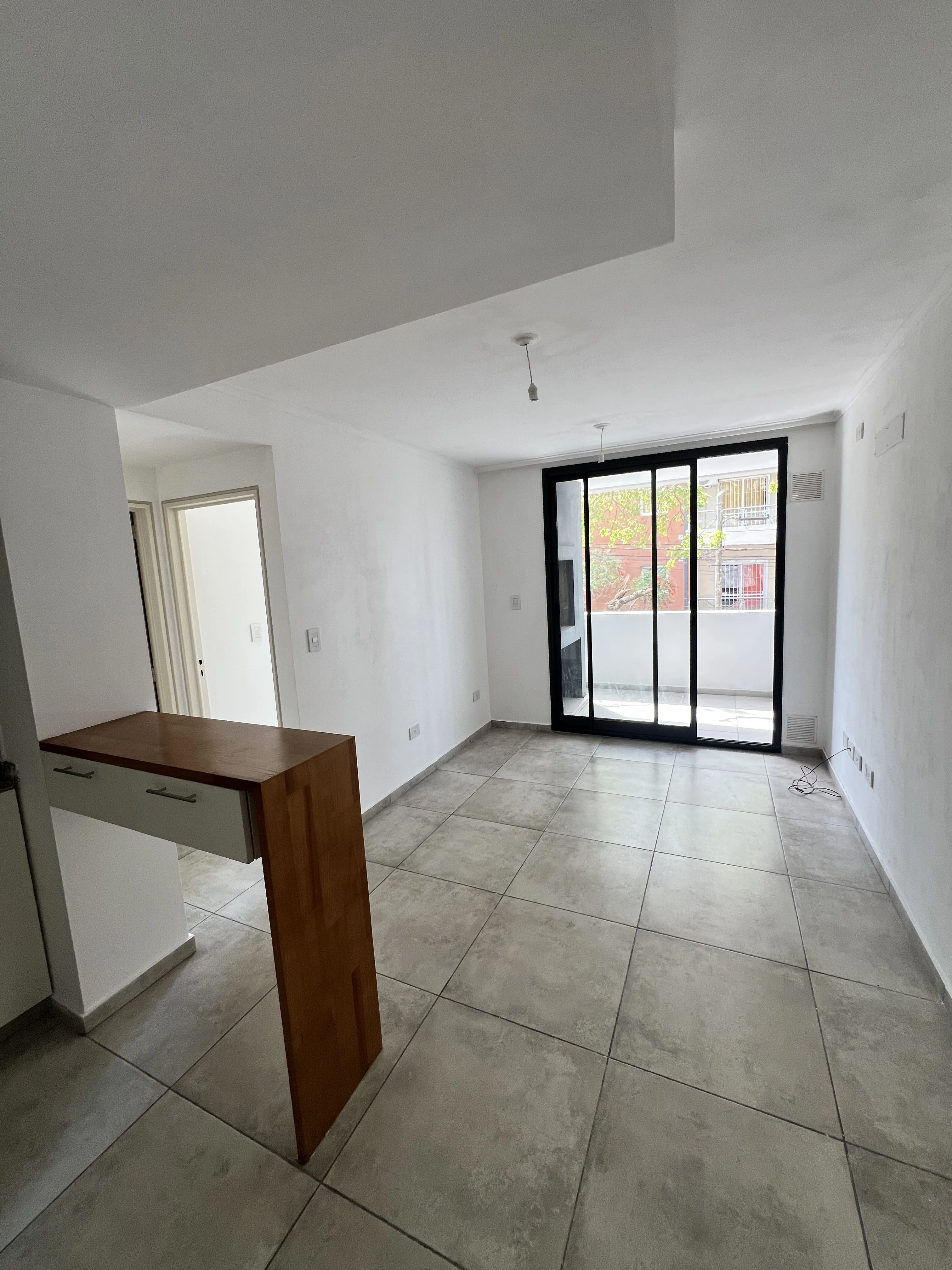 DEPARTAMENTO LUMINOSO 1 DORMITORIO EN DUARTE QUIROS - CON BALCÓN Y ASADOR