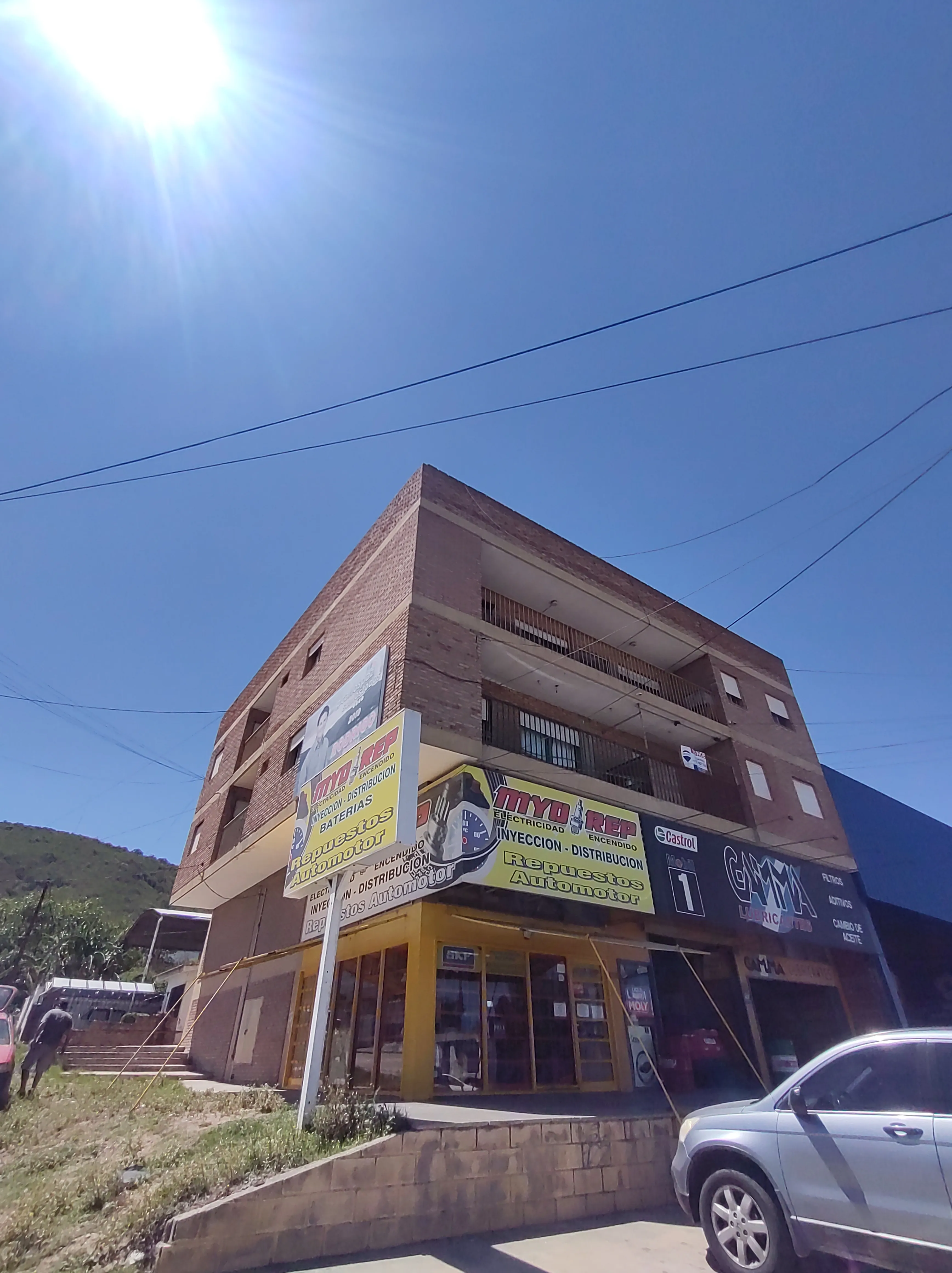 Departamento a reciclar 100% con escritura