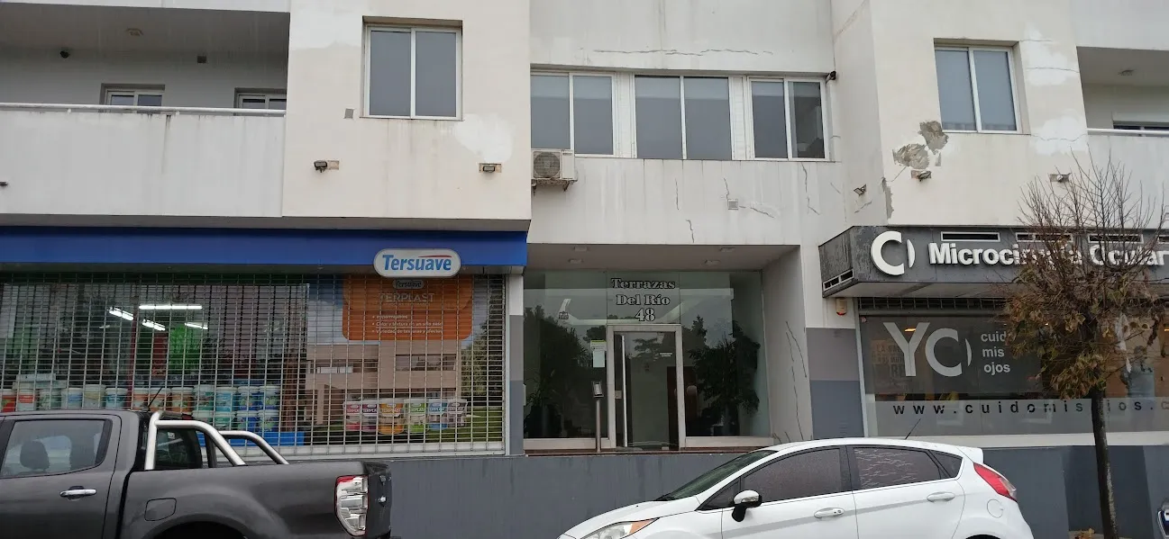 VENTA DE DEPARTAMENTO DE CATEGORIA EN CARLOS PAZ - CENTRICO