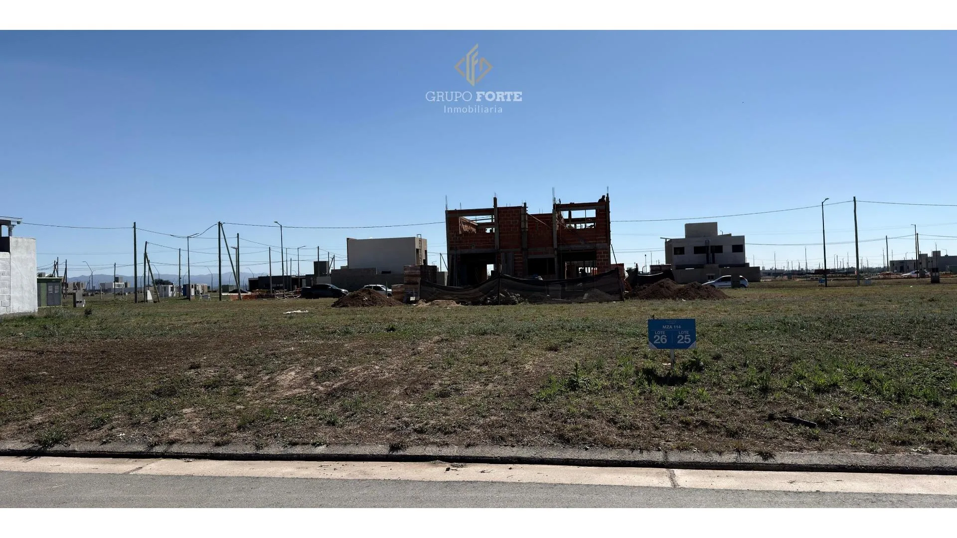 LOTE EN VENTA EN CUESTAS DE MANANTIALES
