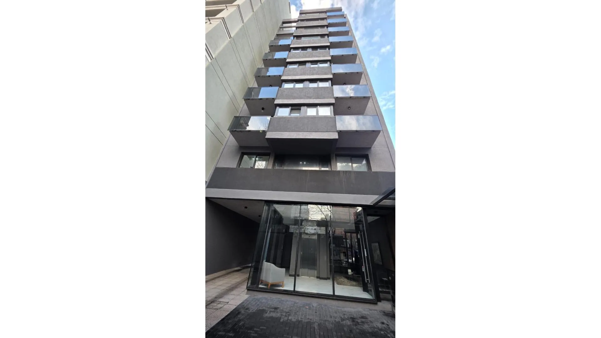 DEPARTAMENTO 2 AMB CON COCHERA EN LANUSITA! OPORTUNIDAD!