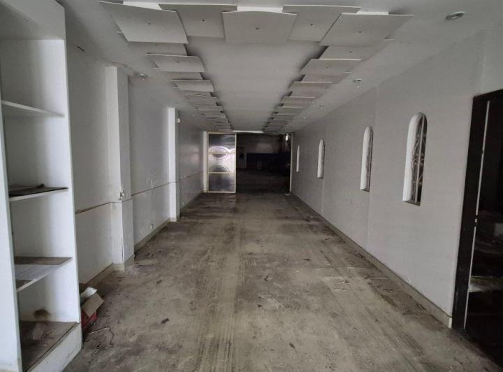 Bodega-Galpón · 351m² · 5 Ambientes · 2 Cocheras