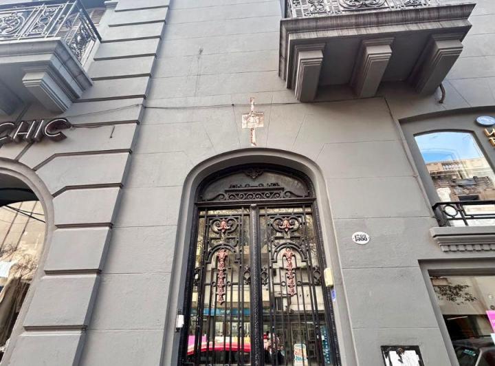 Consultorio · 250m² · 5 Ambientes