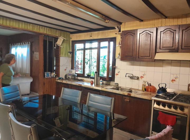 Casa · 193m² · 4 Ambientes · 1 Cochera
