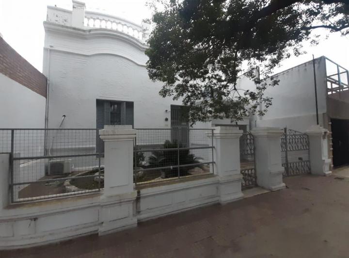 Casa · 284m² · 8 Ambientes