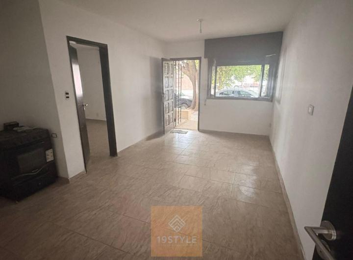 Casa · 79m² · 4 Ambientes · 1 Cochera