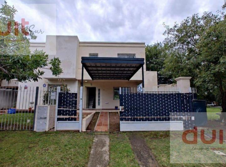 Casa · 160m² · 6 Ambientes · 2 Cocheras