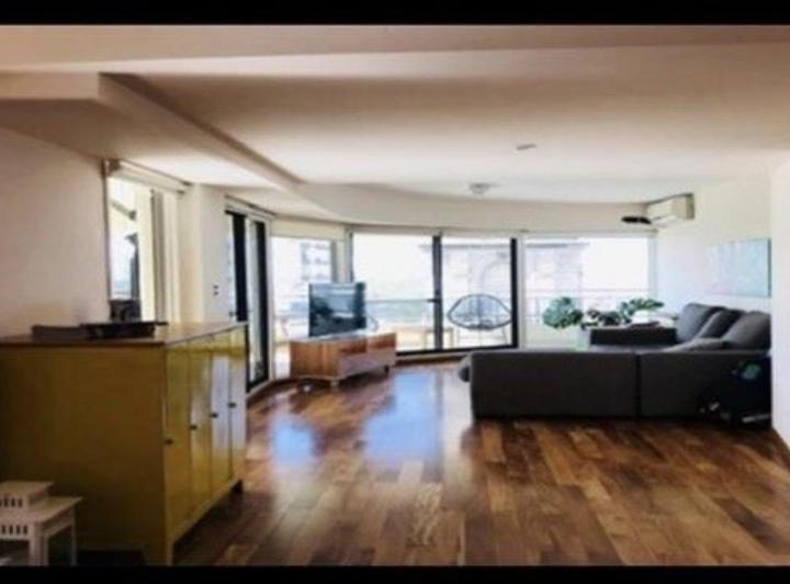Departamento · 140m² · 5 Ambientes · 2 Cocheras