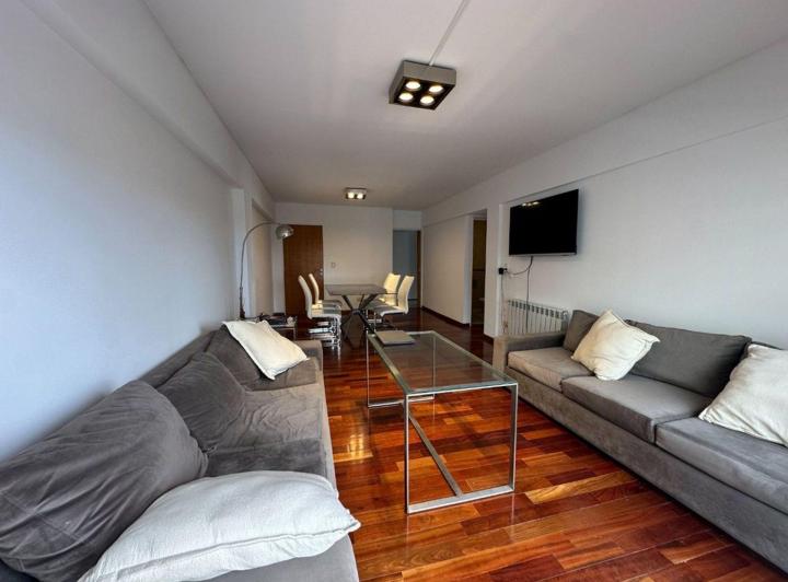 Departamento · 90m² · 4 Ambientes · 1 Cochera