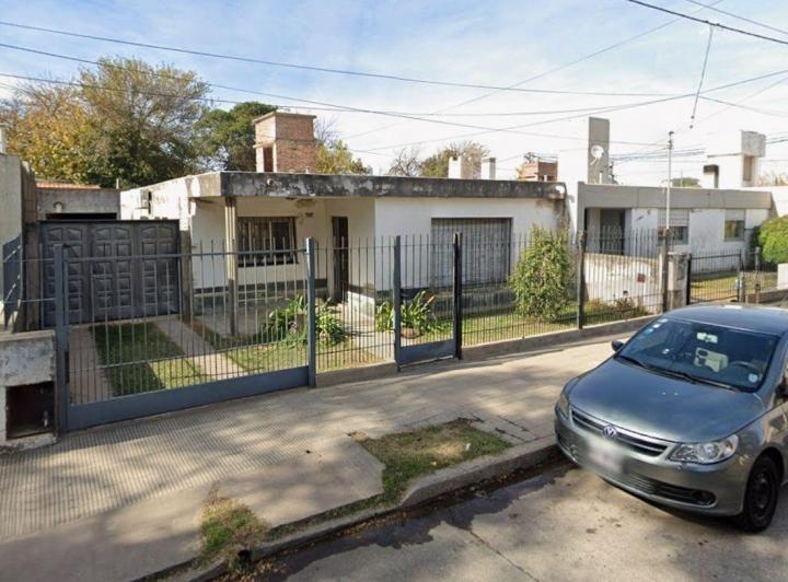 Casa · 158m² · 4 Ambientes · 1 Cochera