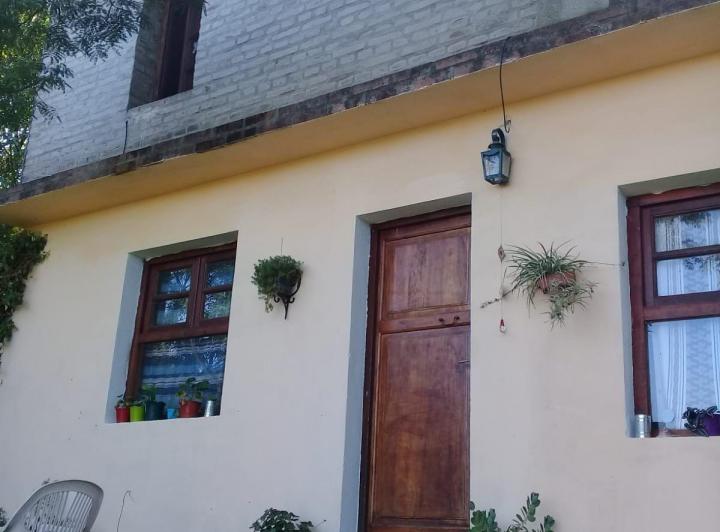 Casa · 740m² · 3 Dormitorios