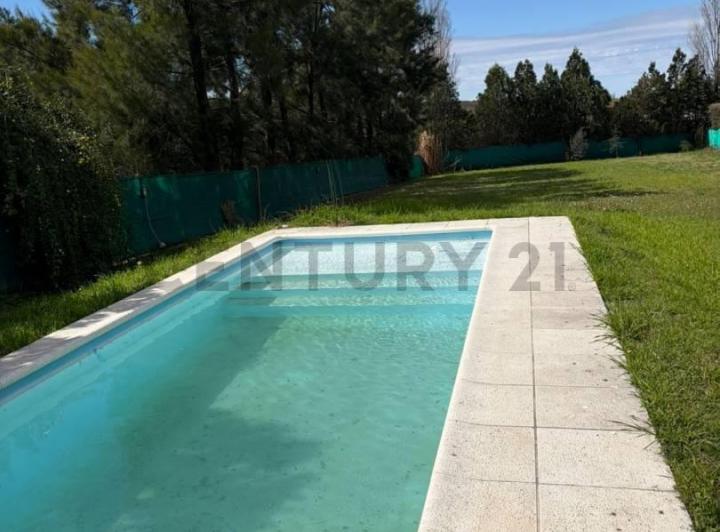 Casa · 120m² · 5 Ambientes · 2 Cocheras