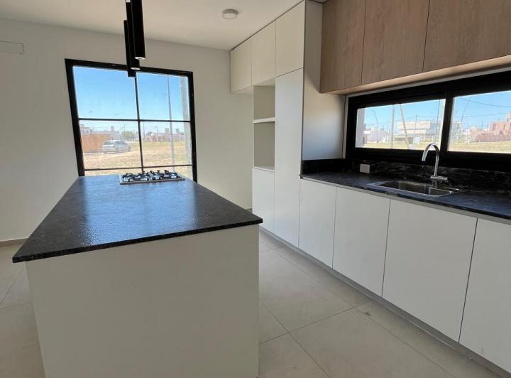 Casa · 119m² · 7 Ambientes · 1 Cochera