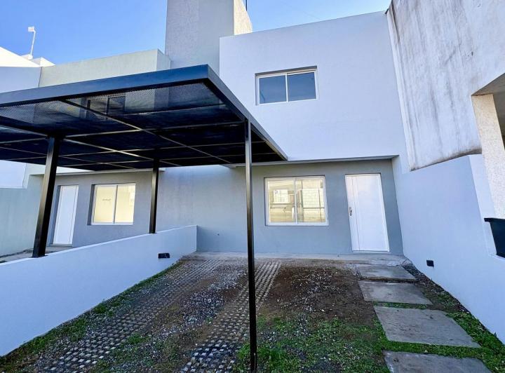 Casa · 115m² · 4 Ambientes · 1 Cochera