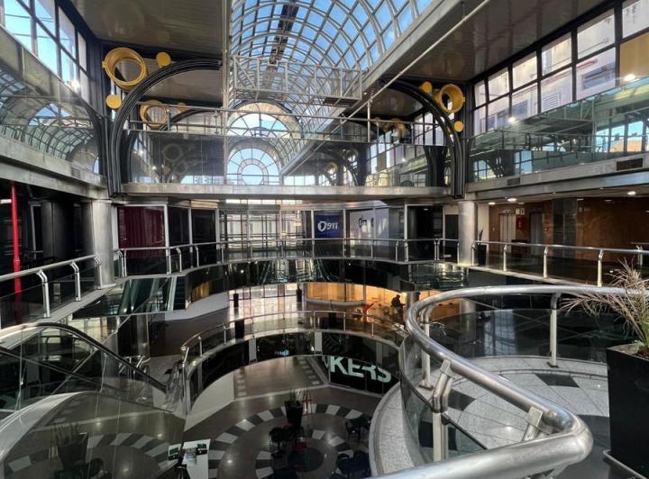Oficina comercial · 1000m²