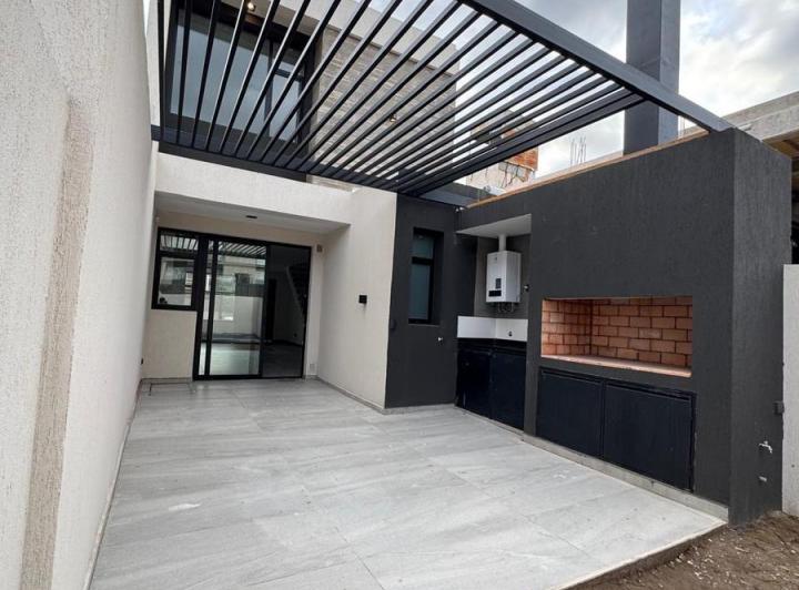 PH · 114m² · 5 Ambientes · 1 Cochera