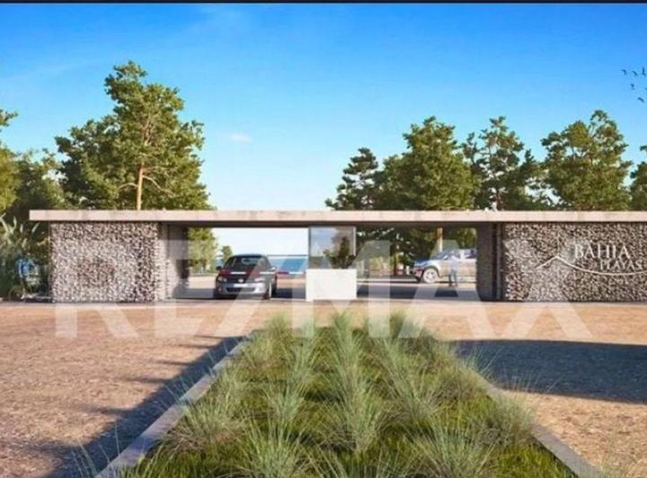 Terreno · 348m²
