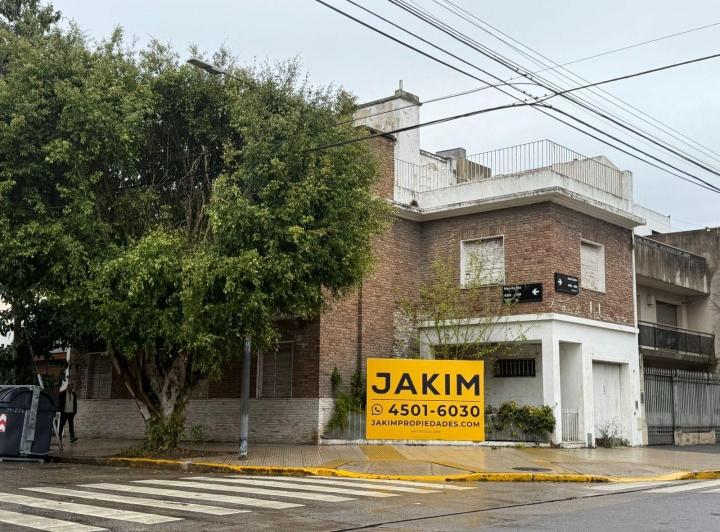 Terreno · 232m² · 4 Ambientes