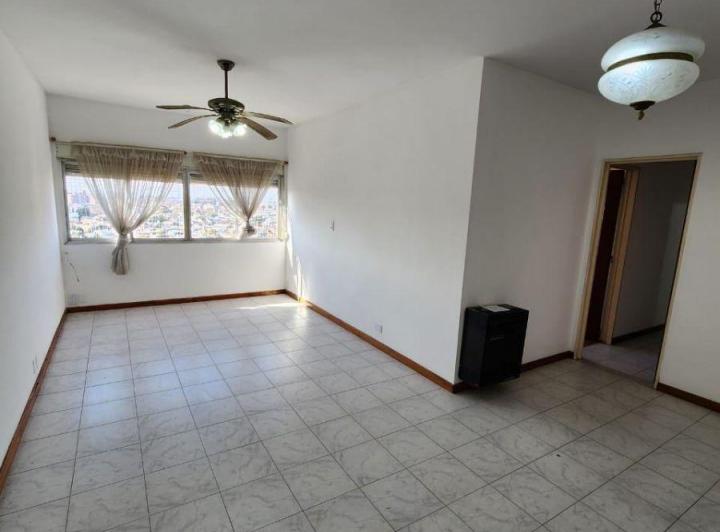 Departamento · 75m² · 4 Ambientes · 1 Cochera