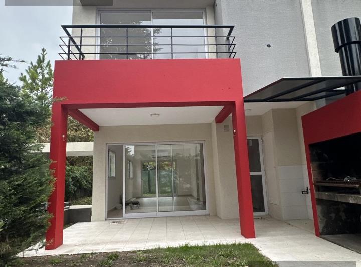 Casa · 100m² · 4 Ambientes