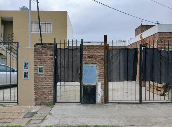 Casa · 100m² · 3 Ambientes · 2 Cocheras