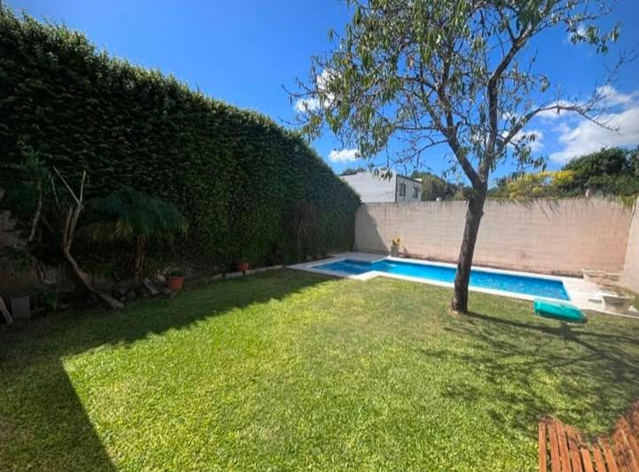 Casa · 85m² · 3 Ambientes · 1 Cochera