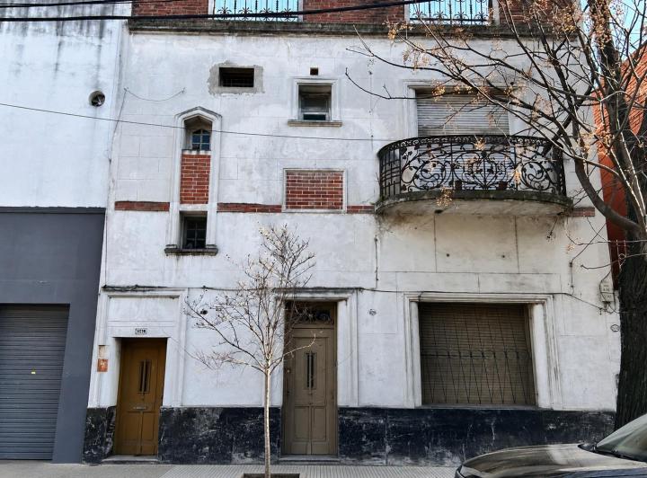 Casa · 217m² · 6 Ambientes