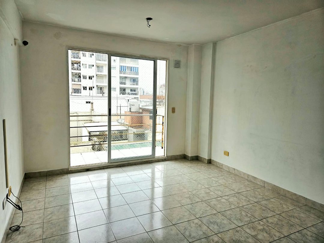 OFICINA.VENTA.2 AMBS. COCHERA Y BALCON. ALMAGRO