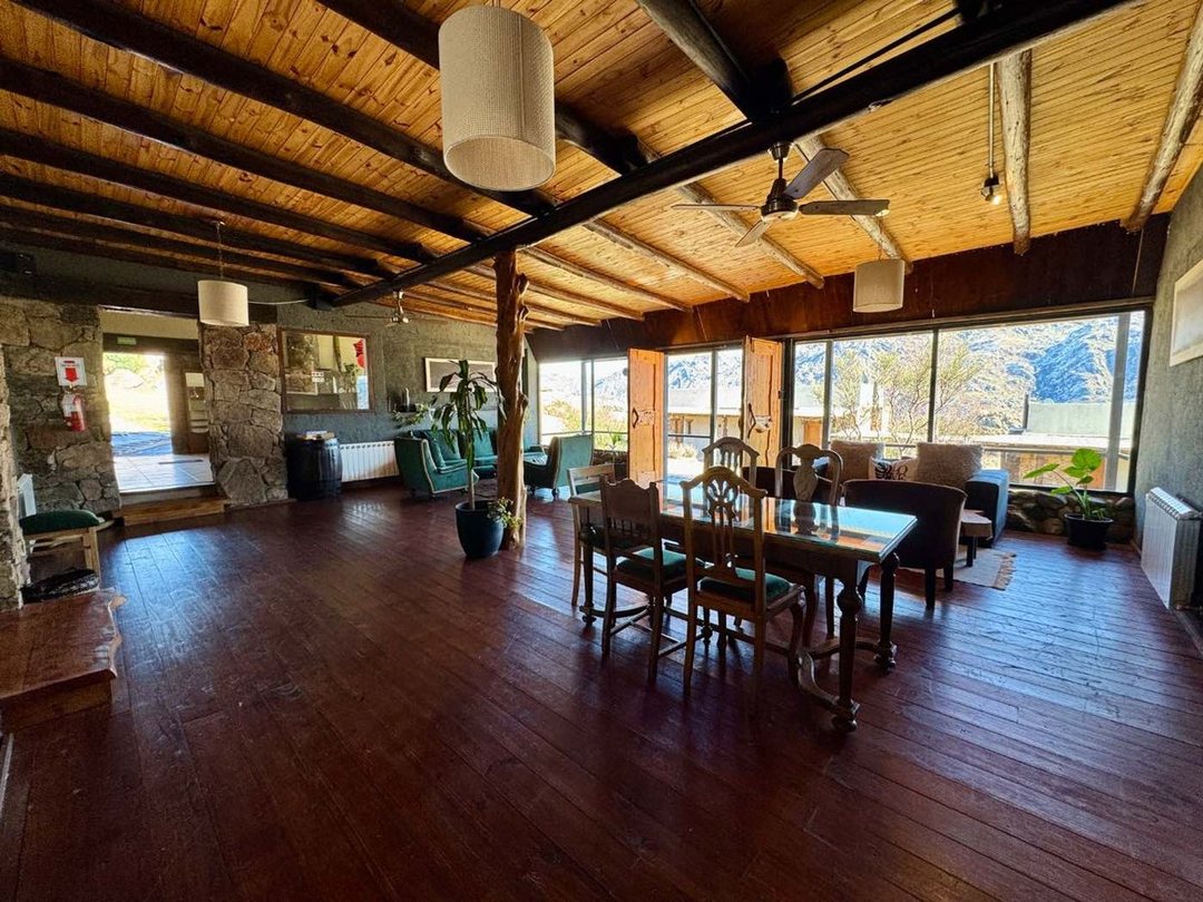 Se vende Hotel Boutique con Spa en Cumbrecita