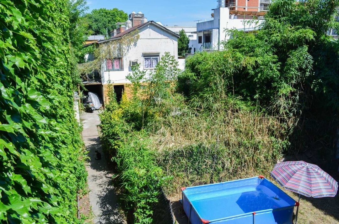 Venta lote 387 m² con 2 viviendas en Tigre Centro