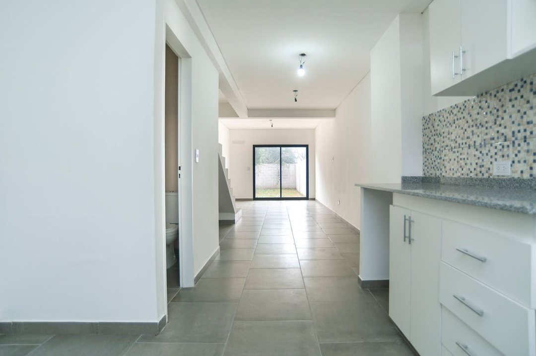 DUPLEX EN VENTA PLATANOS
