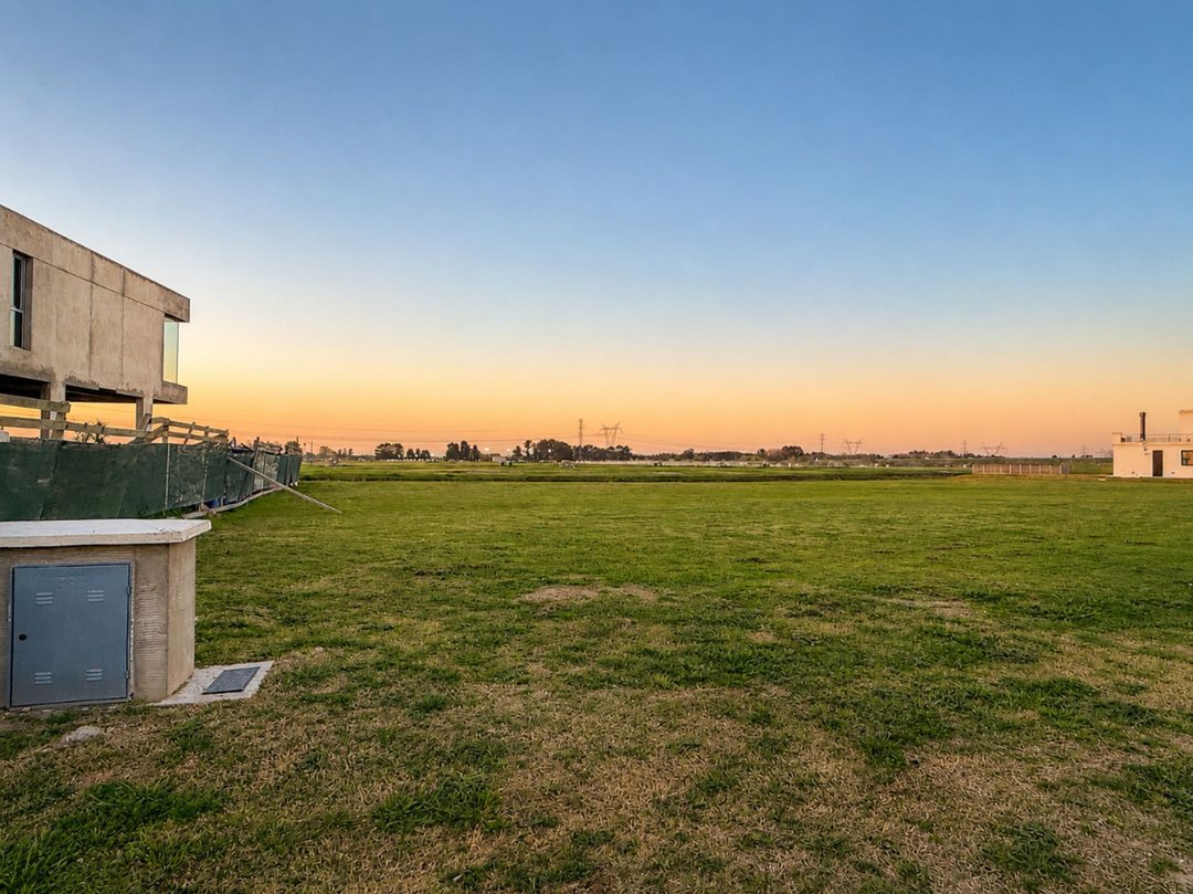 LOTE EN VENTA LA PROVIDENCIA CON FONDO A LA LAGUNA