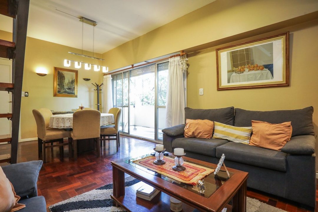 Venta Hermoso PH 4 amb con terraza en Agronomia