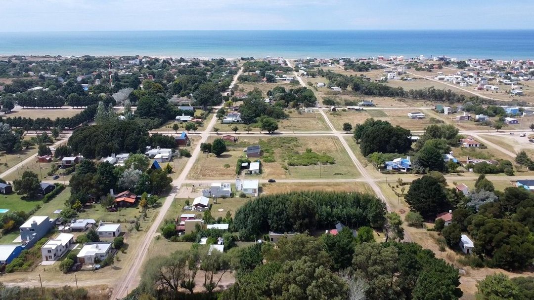 Venta Lote de 750 m2 en Mar del Sud amplio