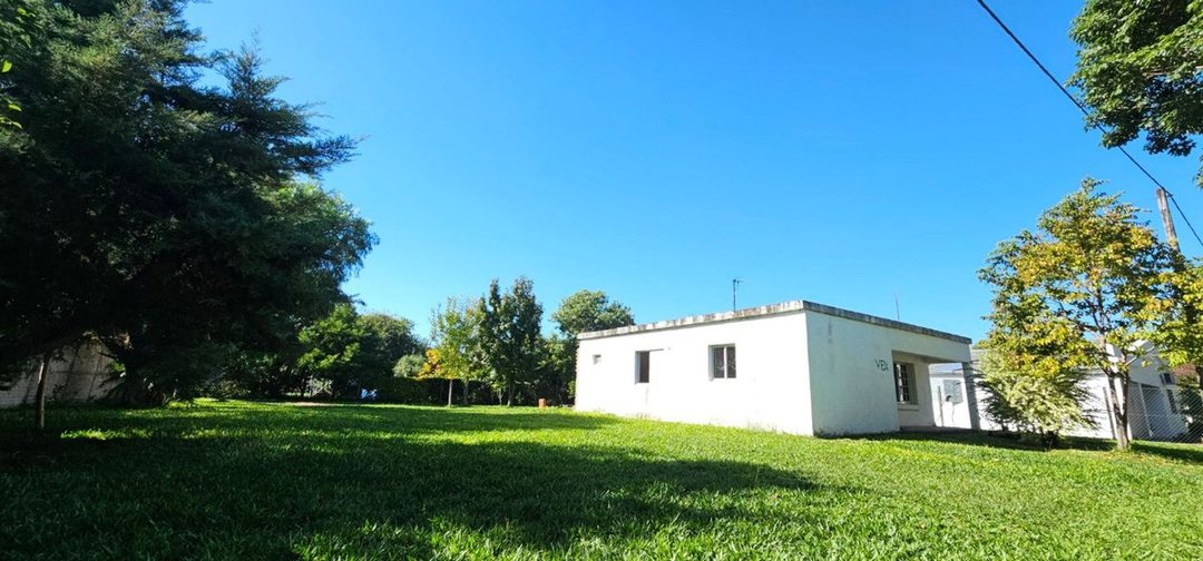 Casa con amplio lote EN VENTA - Guadalupe Norte