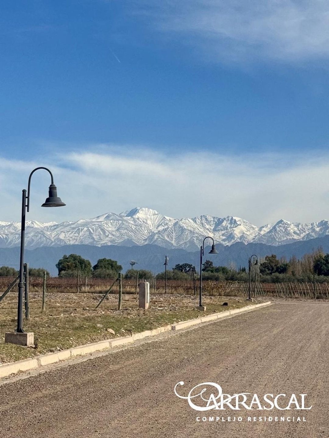 VENTA LOTE EN COMPLEJO CARRASCAL