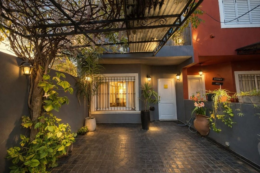 Venta Casa tipo dúplex en SA de Padua 5 Amb